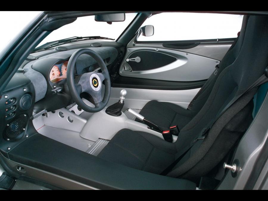  Lotus Exige 2004 года  (фото 3 из 28)